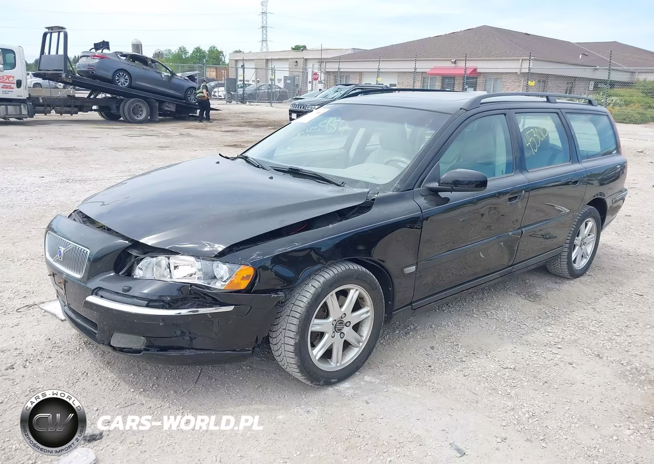 2005 Volvo V70 2.5T VIN:YV1SW592851493513 - 2
