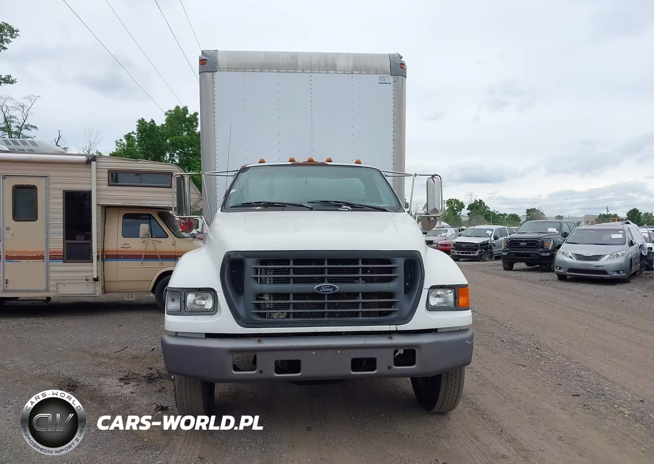 2000 Ford F650 Super Duty VIN:3FEWF65H4YMA01419 - 13