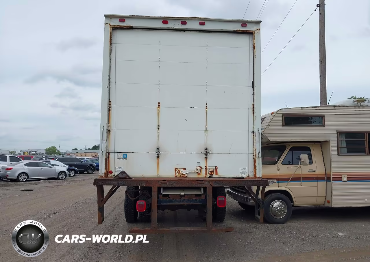 2000 Ford F650 Super Duty VIN:3FEWF65H4YMA01419 - 16