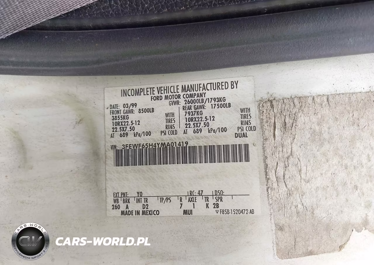 2000 Ford F650 Super Duty VIN:3FEWF65H4YMA01419 - 8