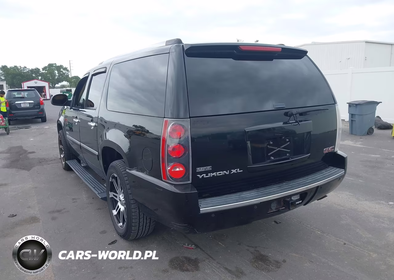 2011 GMC Yukon Xl 1500 Denali VIN:1GKS2MEF1BR185315 - 3