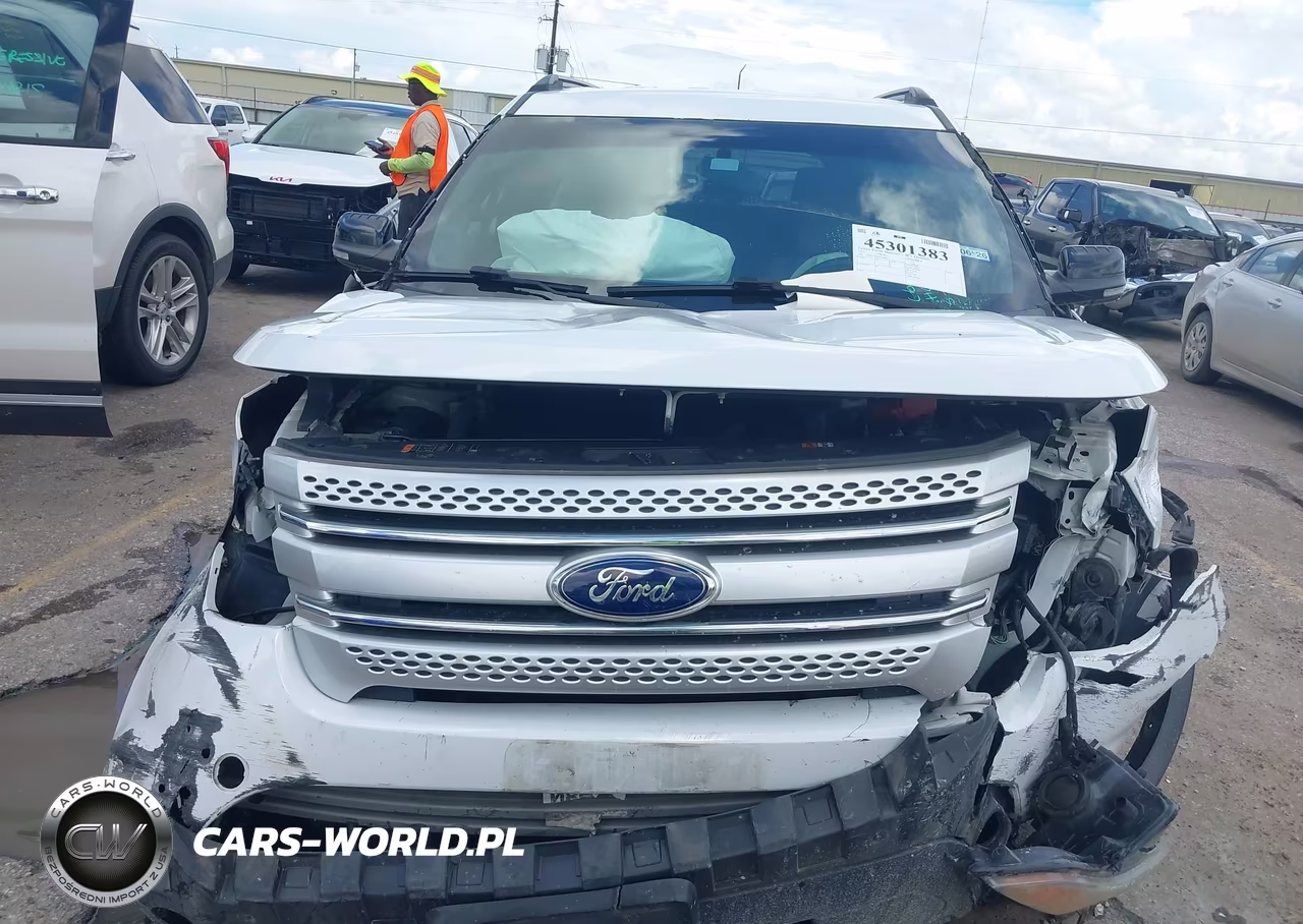 2015 Ford Explorer Xlt VIN:1FM5K7D80FGC48852 - 12