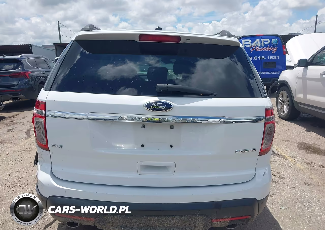 2015 Ford Explorer Xlt VIN:1FM5K7D80FGC48852 - 16