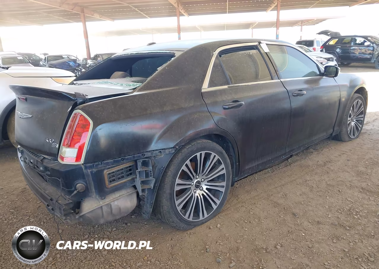 2013 Chrysler 300 300S VIN:2C3CCABG8DH713349 - 4