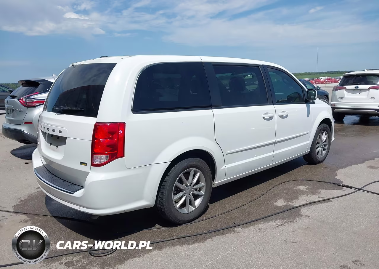 2017 Dodge Grand Caravan Se Plus VIN:2C4RDGBG1HR733156 - 4