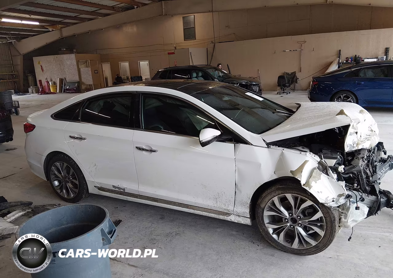 2015 Hyundai Sonata Limited 2.0T VIN:5NPE34AB6FH126444 - 14