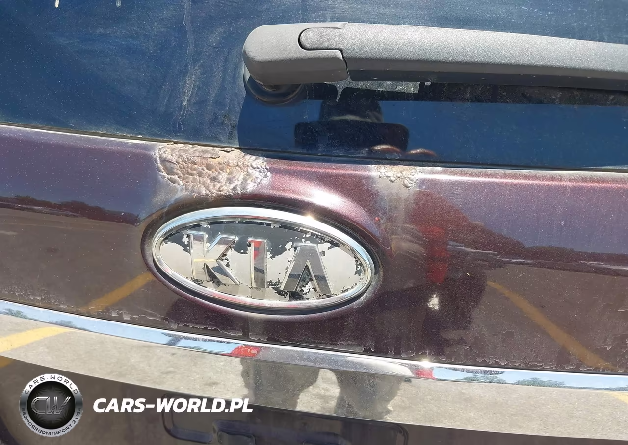 2011 Kia Sorento Lx VIN:5XYKT4A15BG105225 - 6