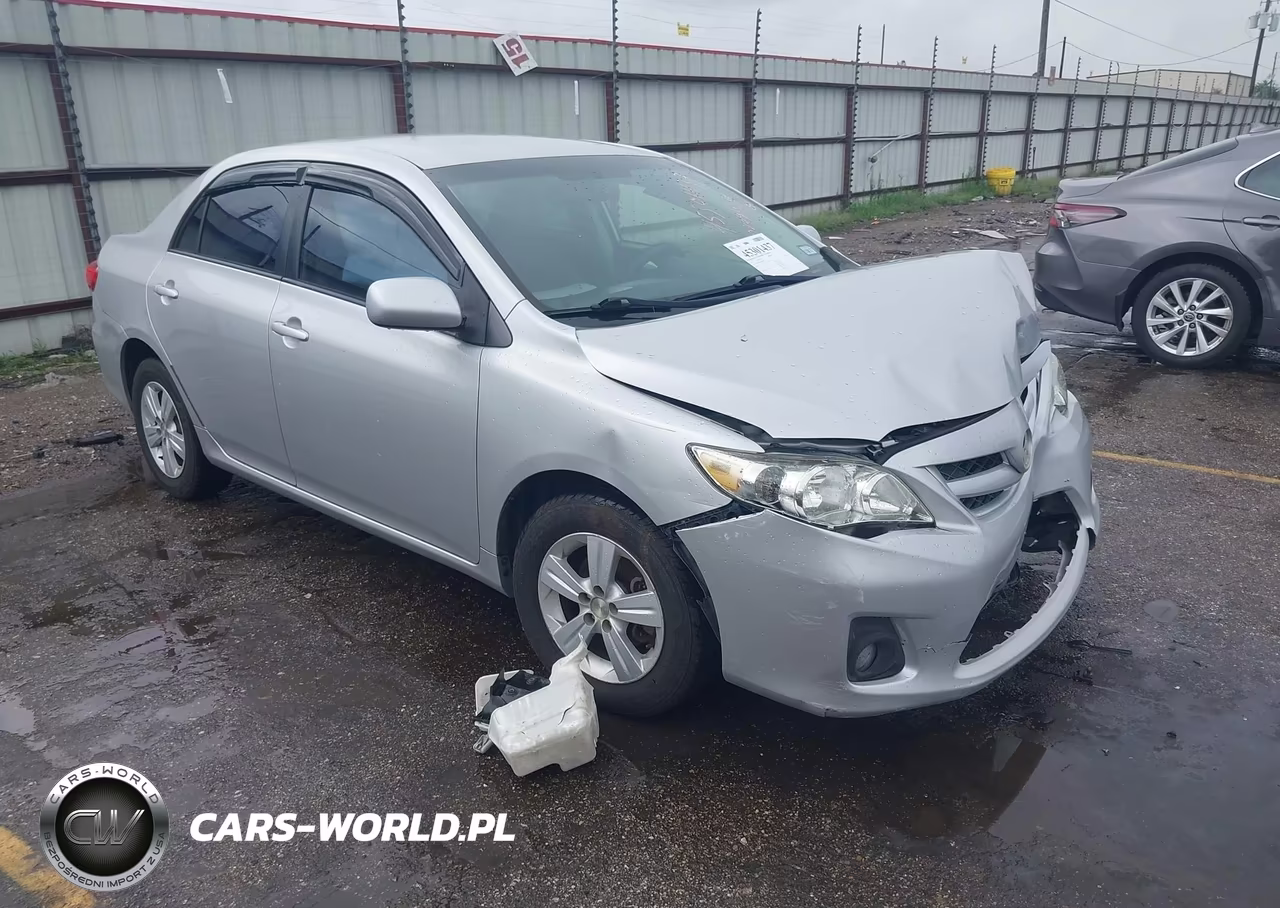 2011 Toyota Corolla Le – zdjęcie 1 z 16