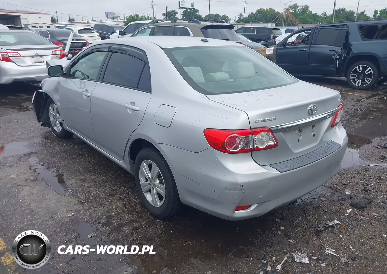 2011 Toyota Corolla Le VIN:JTDBU4EE9B9161907 - 3