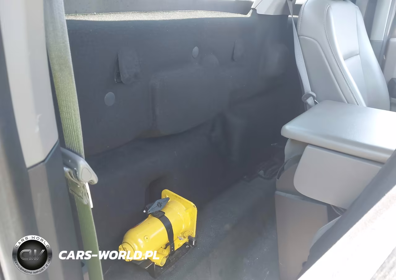 2019 Ford F-350 Chassis Xl VIN:1FDRF3G66KEG53886 - 8