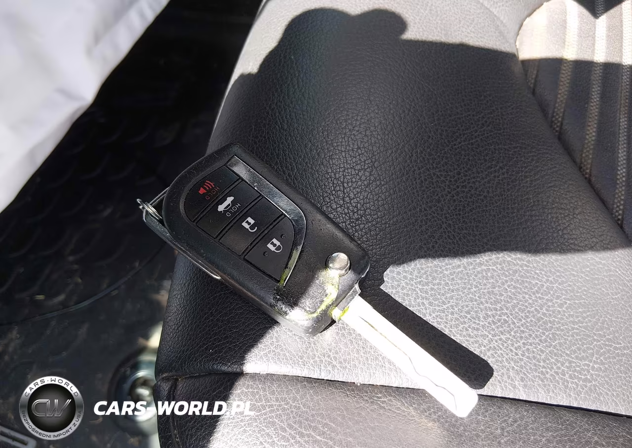 2018 Toyota Camry Se VIN:4T1B11HK2JU550033 - 11
