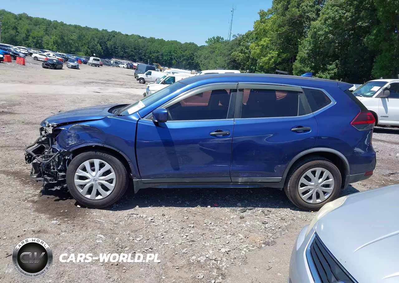 2018 Nissan Rogue S VIN:KNMAT2MT8JP573734 - 14
