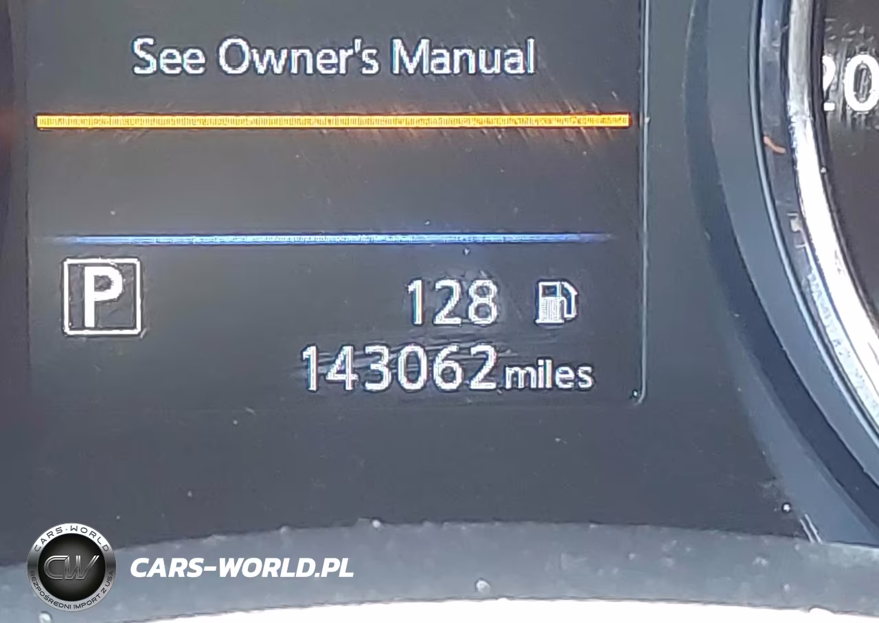 2018 Nissan Rogue S VIN:KNMAT2MT8JP573734 - 15