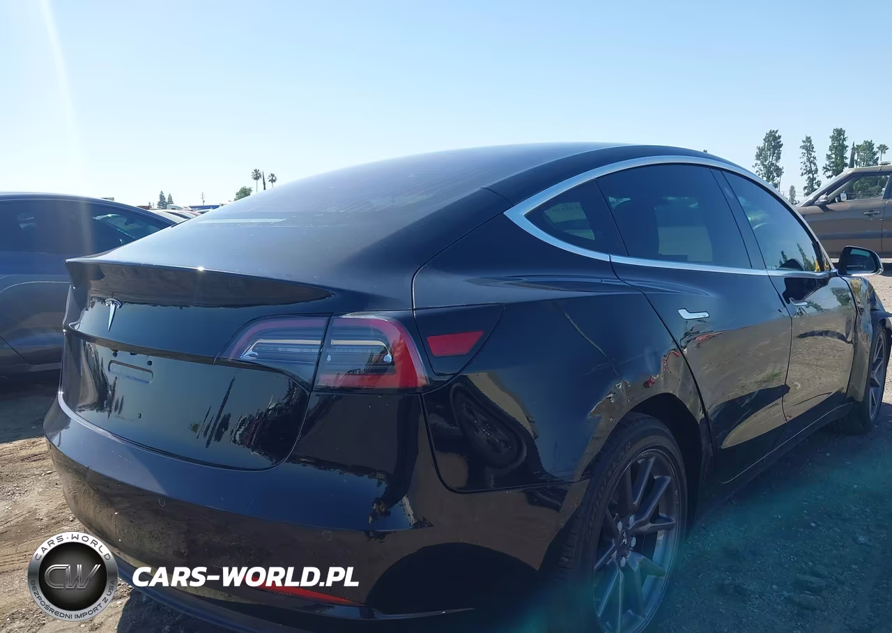 2018 Tesla Model 3 Long Range-Mid Range VIN:5YJ3E1EA6JF171635 - 4