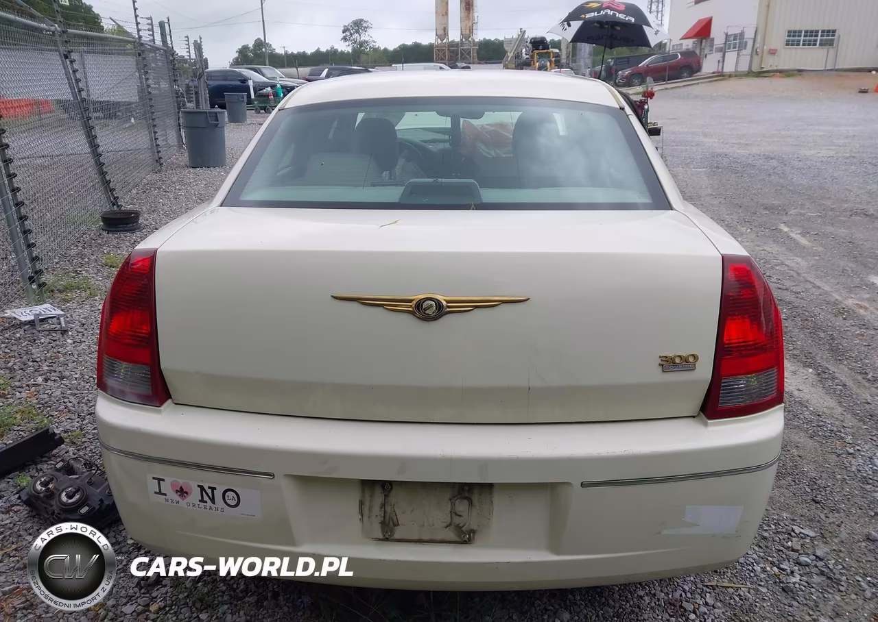 2006 Chrysler 300 Touring VIN:2C3KA53G26H463813 - 17