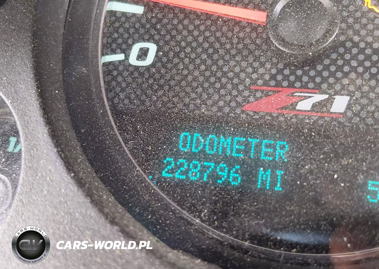 2010 Chevrolet Tahoe Lt VIN:1GNUKBE01AR110639 - 15