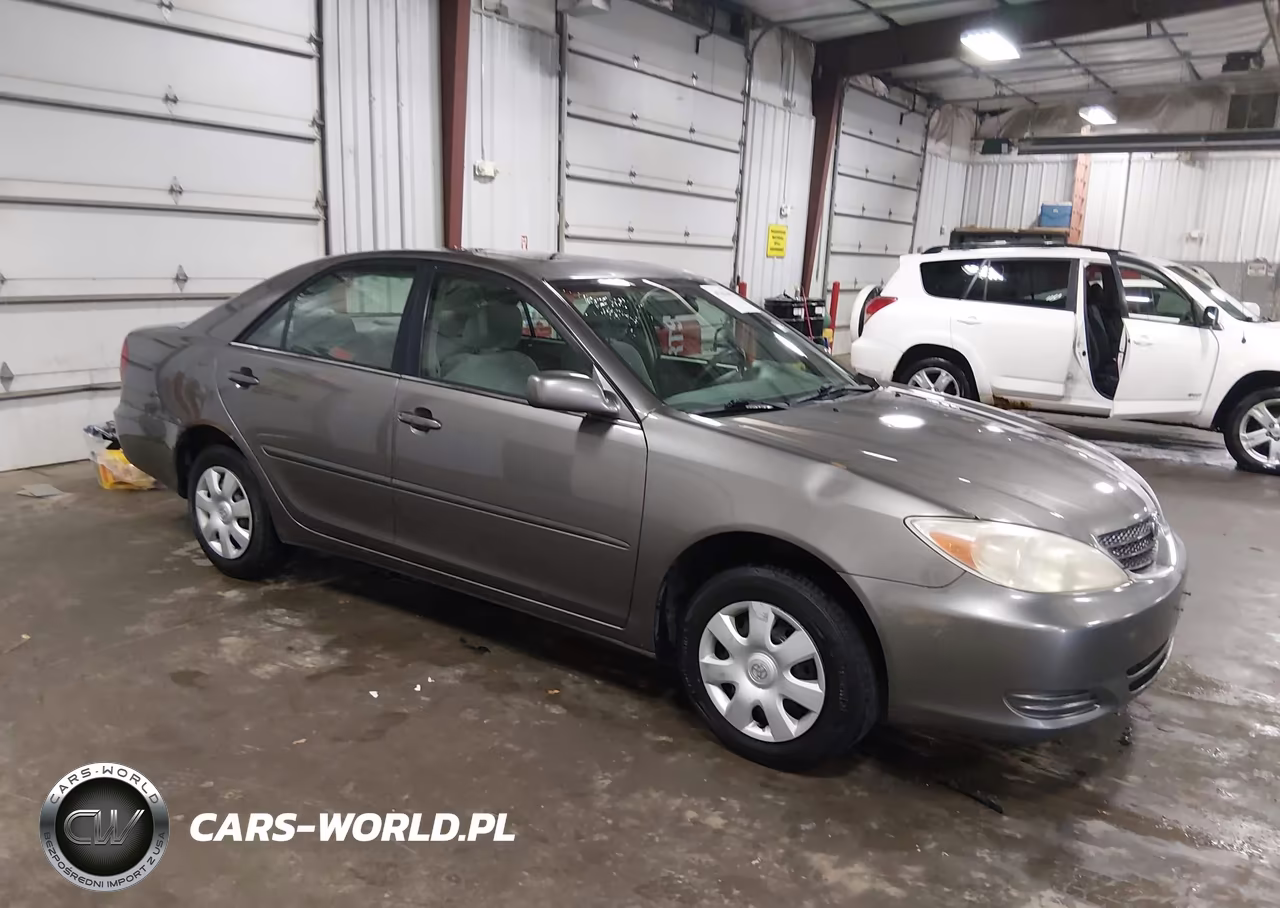 2004 Toyota Camry Le