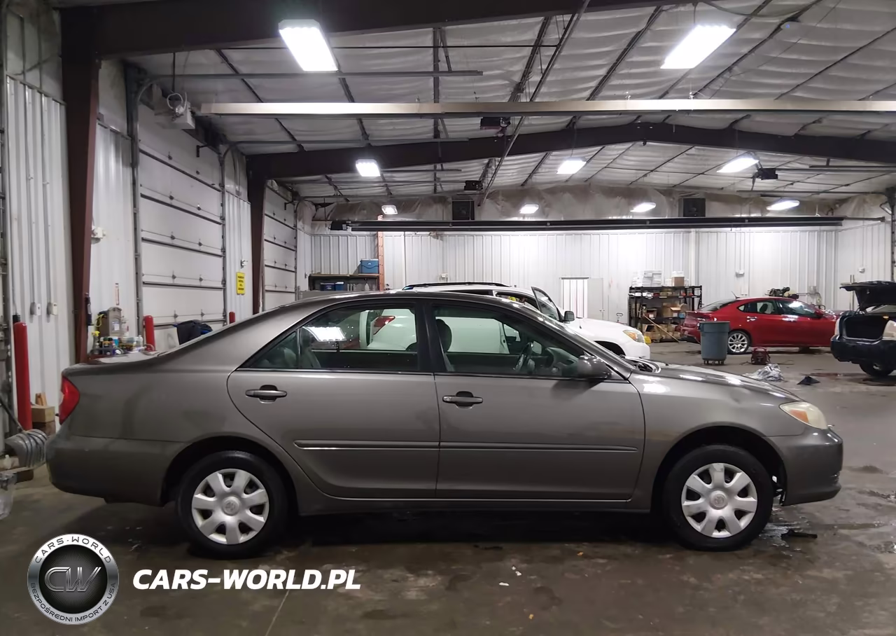 2004 Toyota Camry Le VIN:4T1BE32K64U838862 - 13