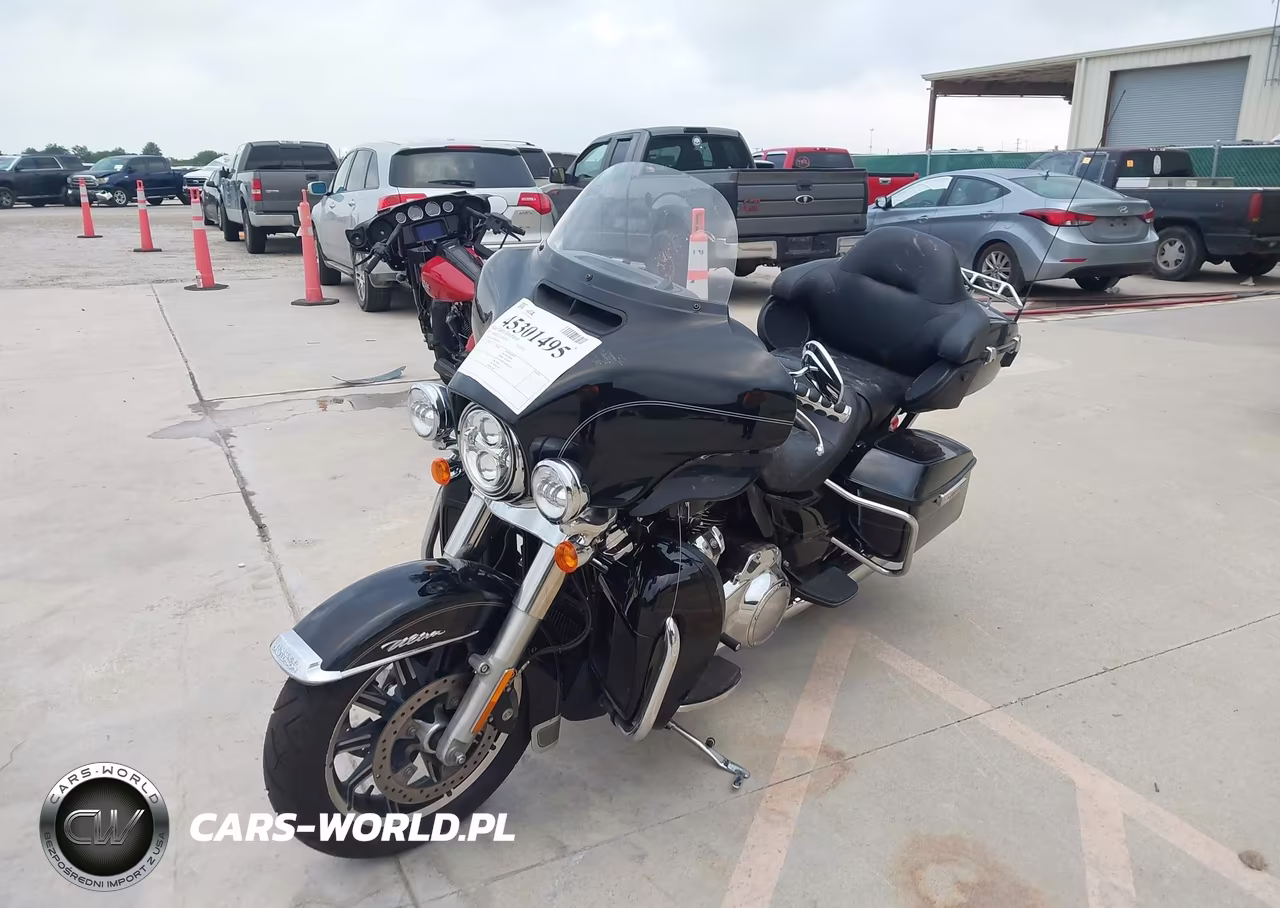 2017 Harley-Davidson Flhtcu Ultra Classic Electra Gld VIN:1HD1FCC15HB636601 - 2
