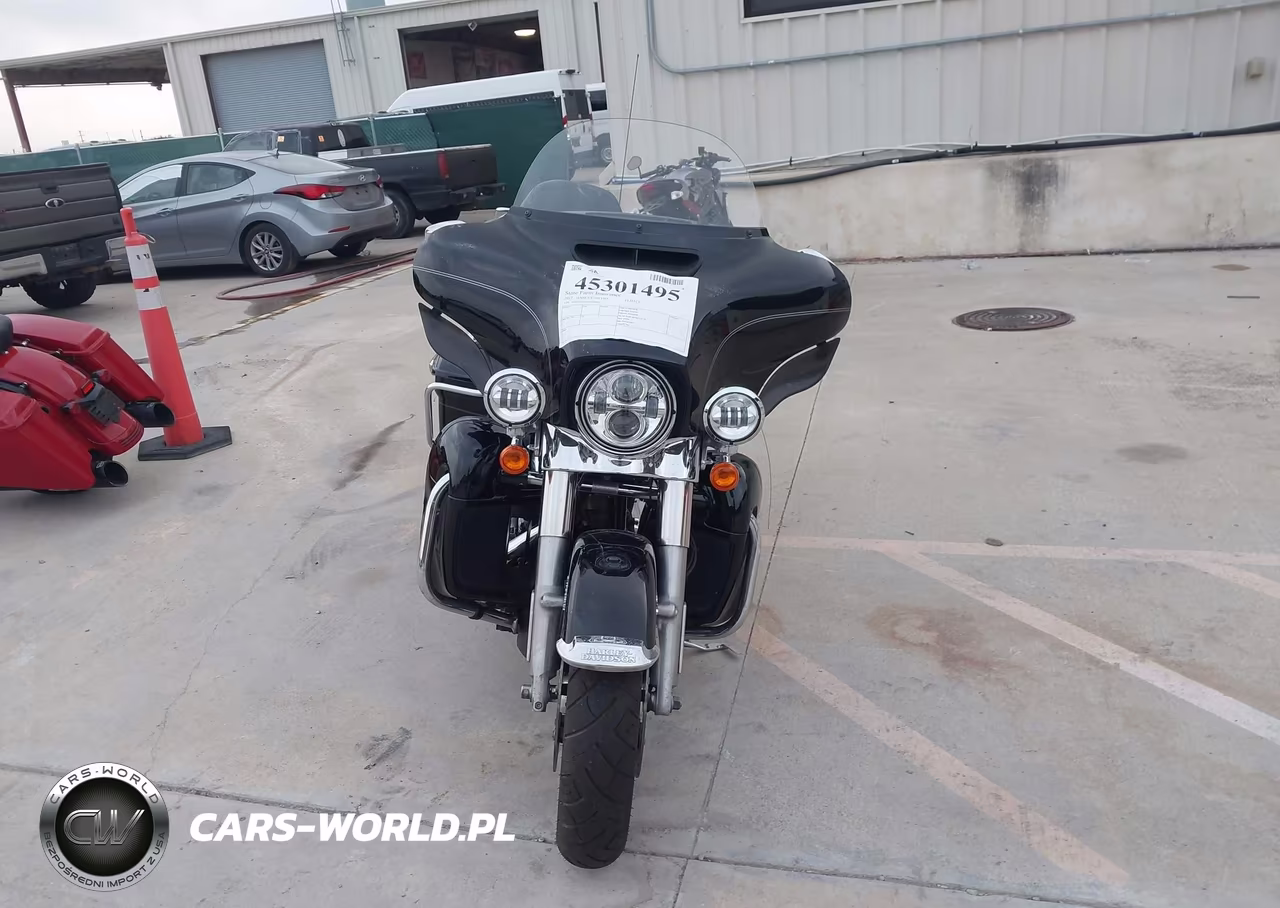 2017 Harley-Davidson Flhtcu Ultra Classic Electra Gld VIN:1HD1FCC15HB636601 - 5