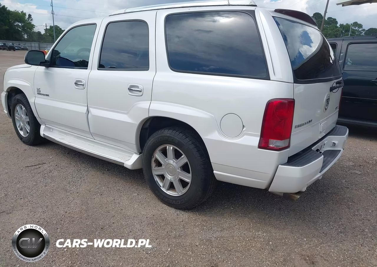 2003 Cadillac Escalade Standard VIN:1GYEC63T63R110468 - 3