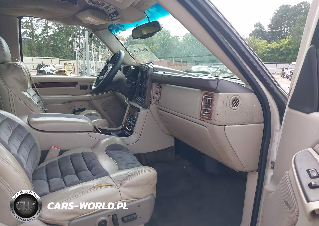 2003 Cadillac Escalade Standard VIN:1GYEC63T63R110468 - 5