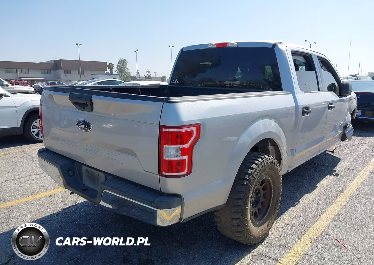 2019 Ford F-150 Xlt VIN:1FTEW1C57KKC05050 - 4