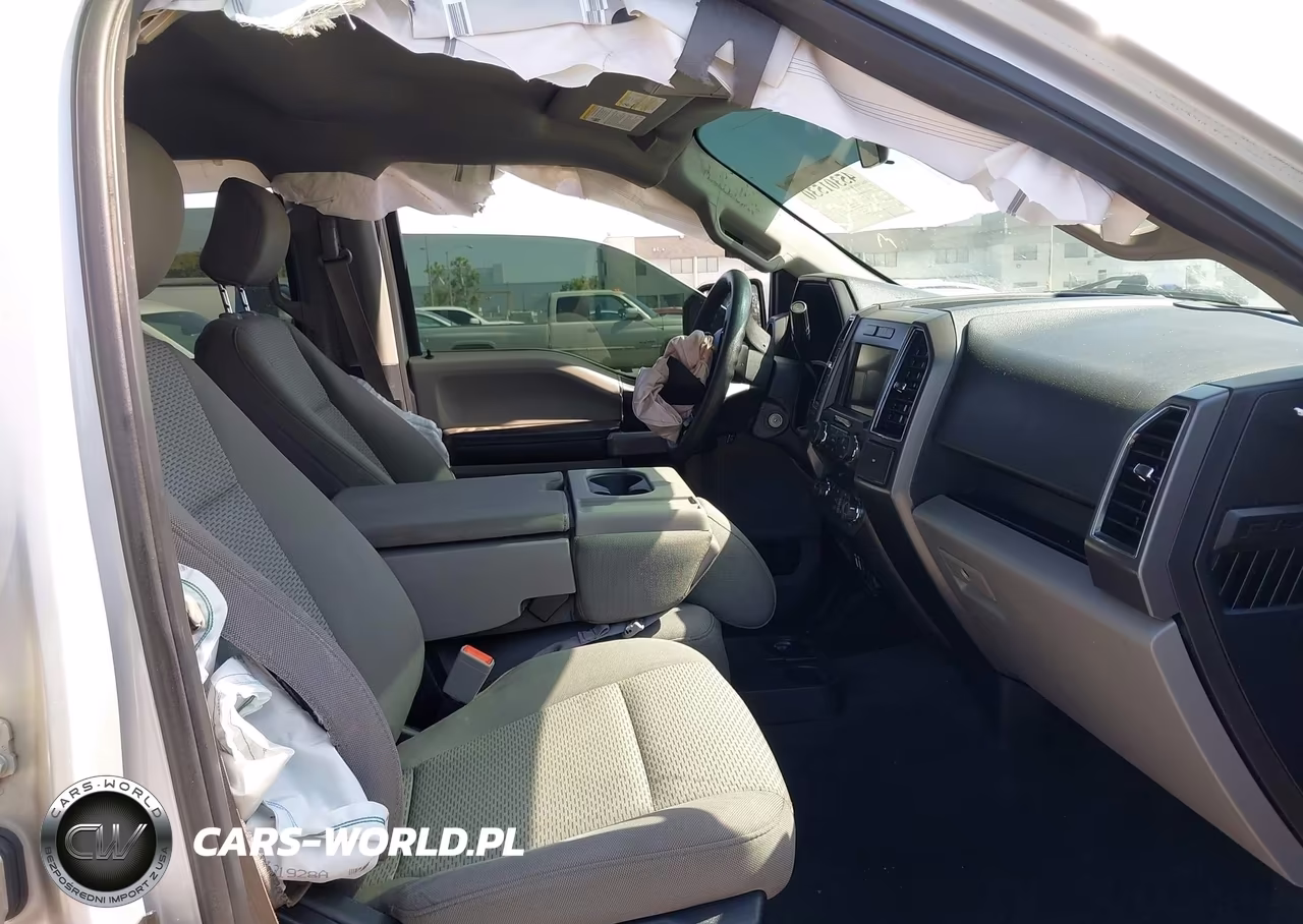 2019 Ford F-150 Xlt VIN:1FTEW1C57KKC05050 - 5