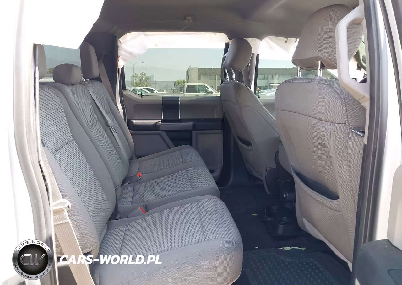 2019 Ford F-150 Xlt VIN:1FTEW1C57KKC05050 - 8