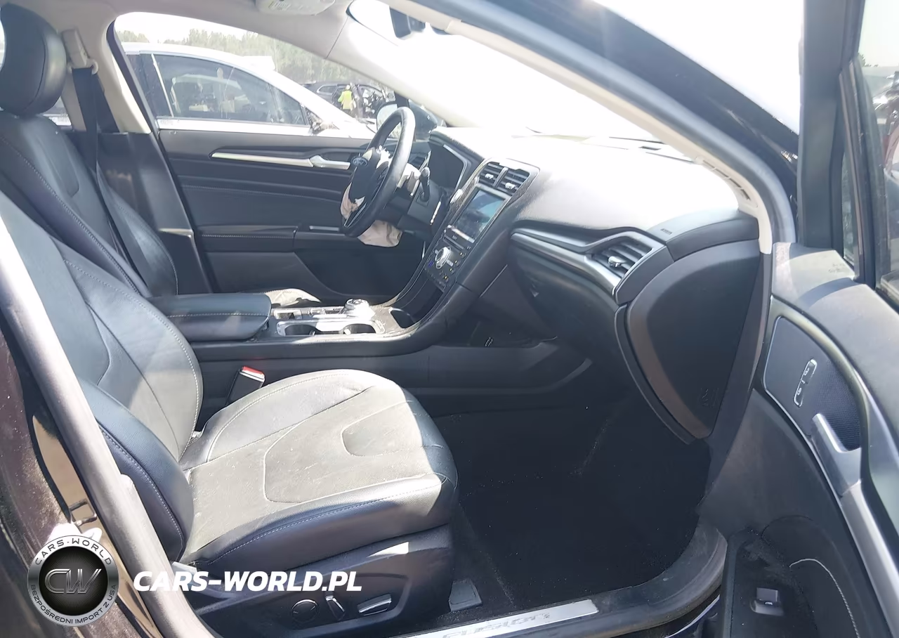 2019 Ford Fusion Titanium VIN:3FA6P0D9XKR189652 - 5