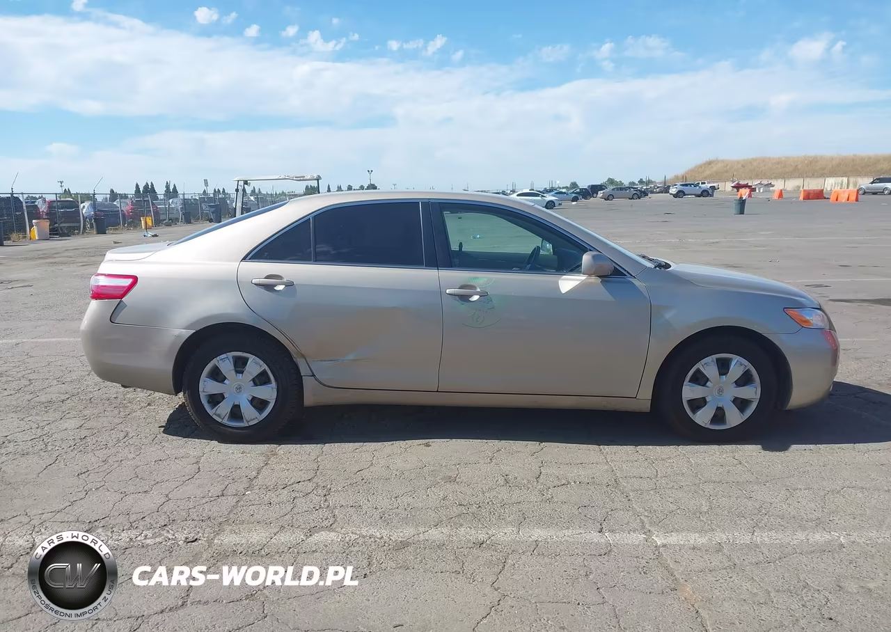 2009 Toyota Camry Le VIN:4T1BE46K39U264082 - 13