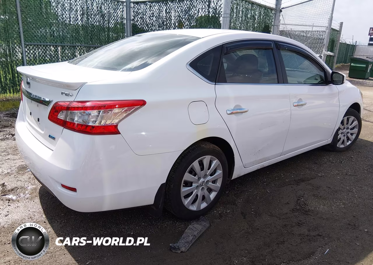 2015 Nissan Sentra Fe+ S VIN:3N1AB7AP4FY355404 - 4