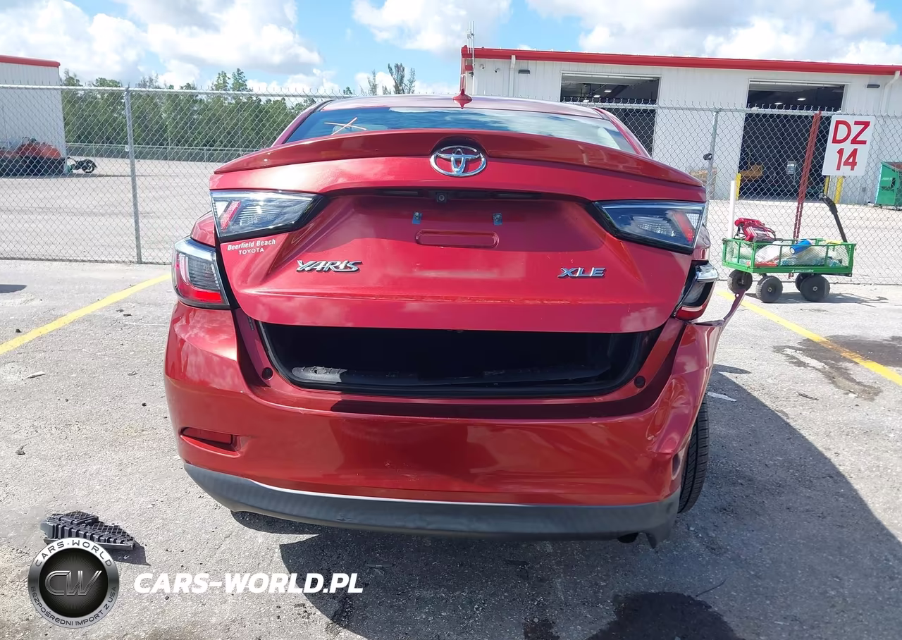 2019 Toyota Yaris Xle VIN:3MYDLBYV8KY500888 - 16