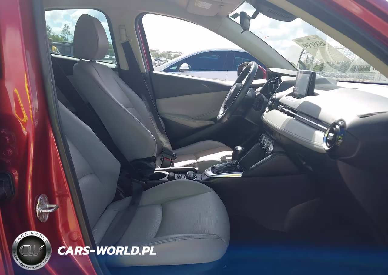 2019 Toyota Yaris Xle VIN:3MYDLBYV8KY500888 - 5