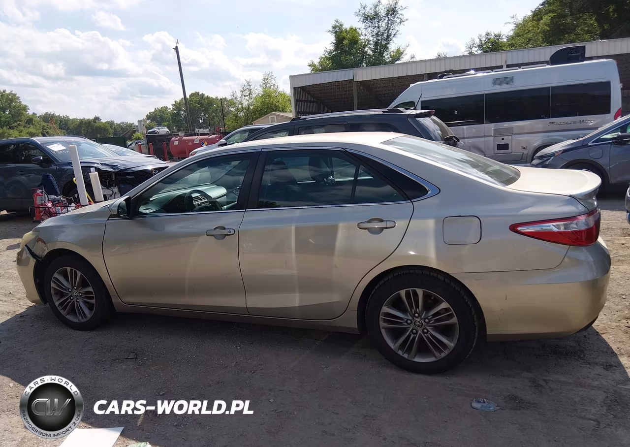 2016 Toyota Camry Se VIN:4T1BF1FK7GU161921 - 14