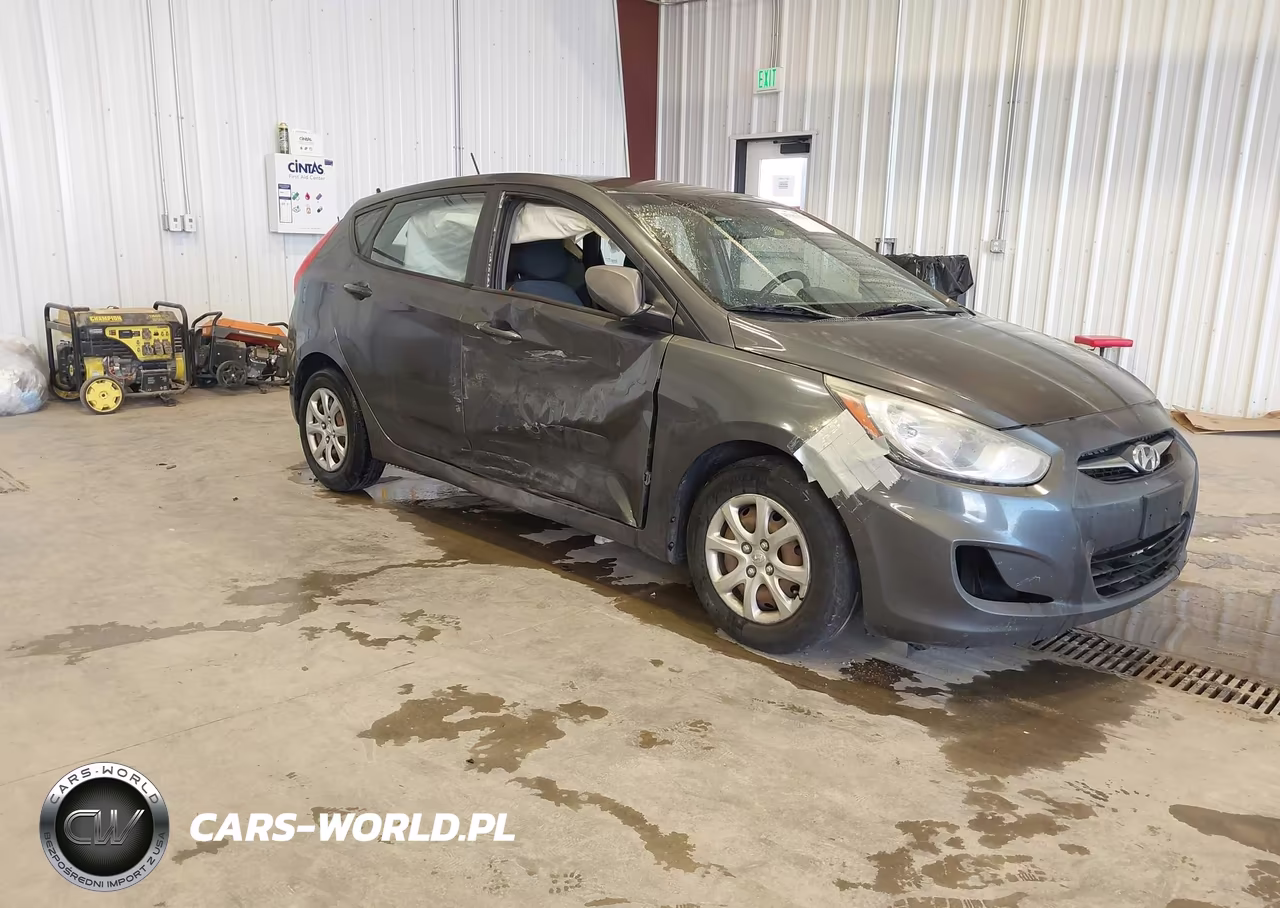 2012 Hyundai Accent Gs