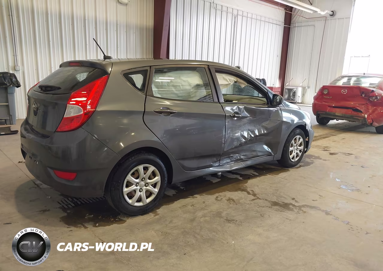 2012 Hyundai Accent Gs VIN:KMHCT5AE0CU011164 - 4