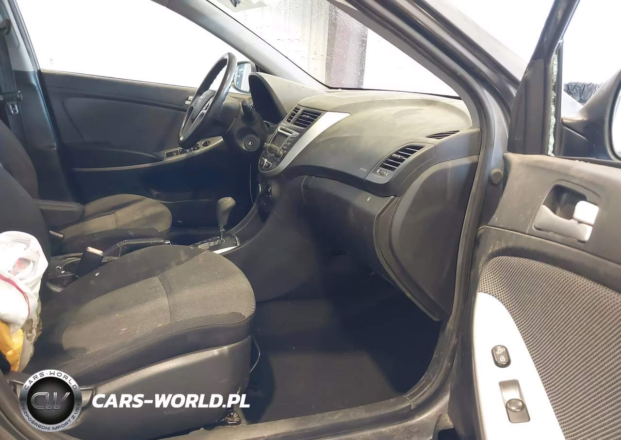 2012 Hyundai Accent Gs VIN:KMHCT5AE0CU011164 - 5