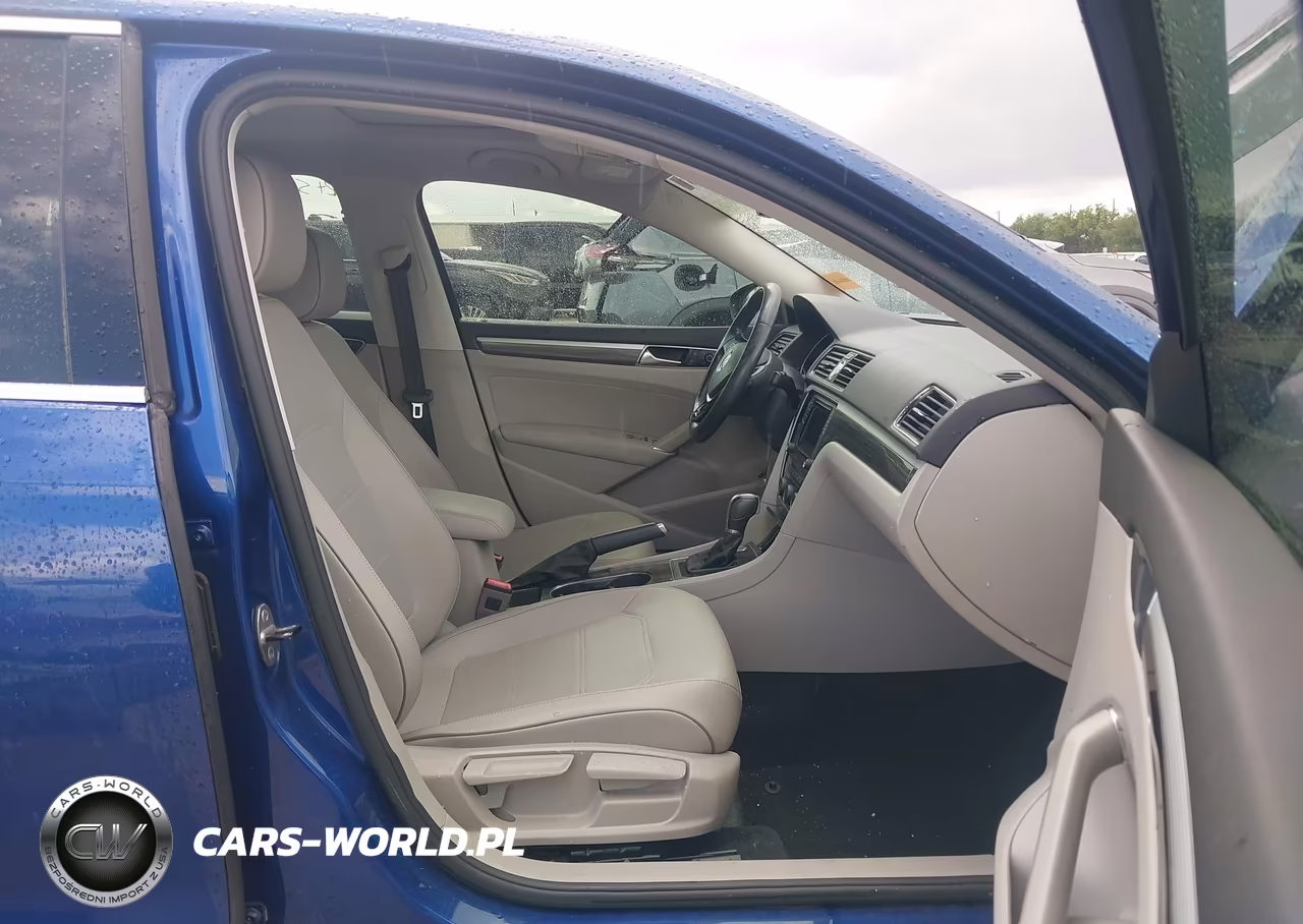 2017 Volkswagen Passat 1.8T Se VIN:1VWBT7A3XHC079315 - 5