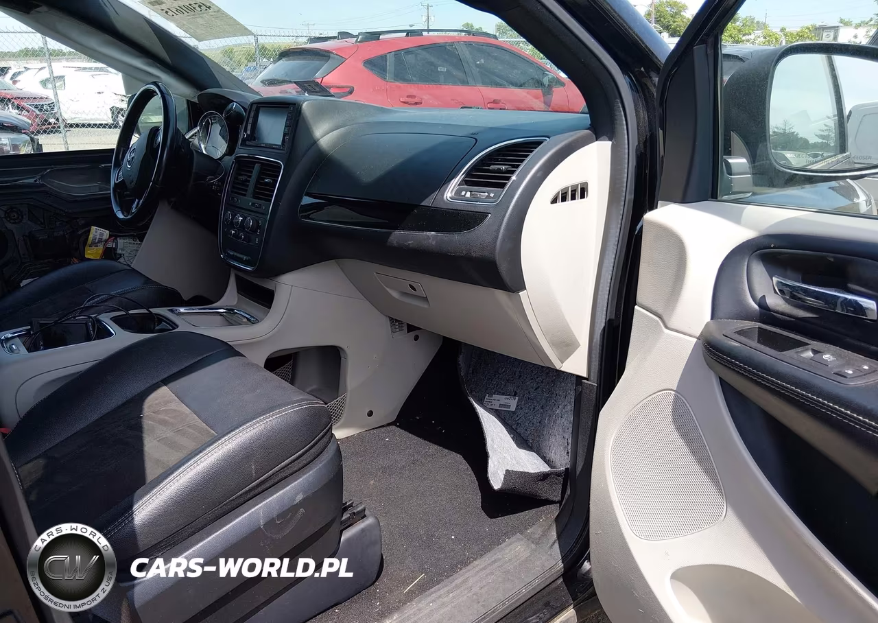2019 Dodge Grand Caravan Sxt VIN:2C4RDGCG0KR775114 - 5
