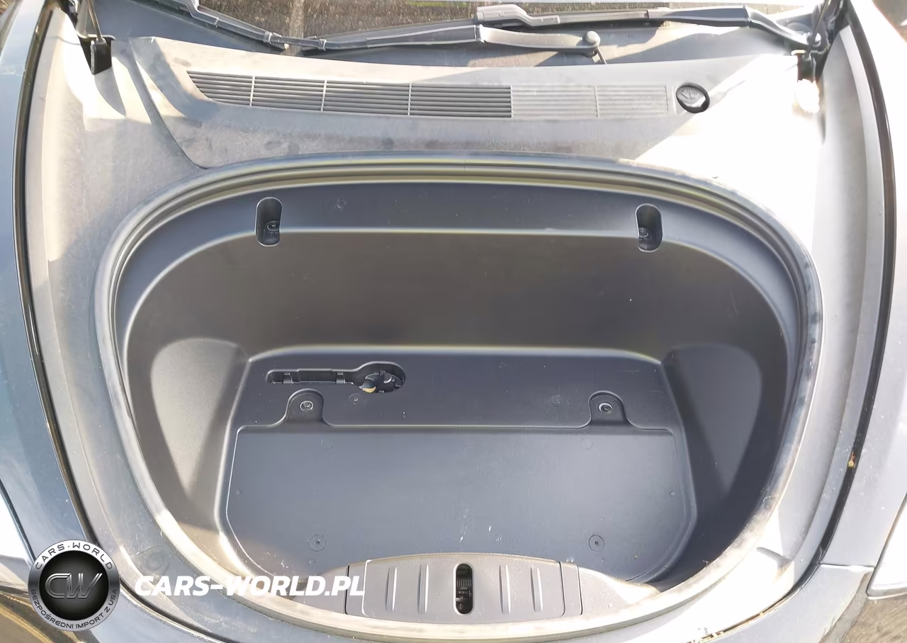 2020 Tesla Model 3 Long Range Dual Motor All-Wheel Drive VIN:5YJ3E1EB2LF599777 - 10