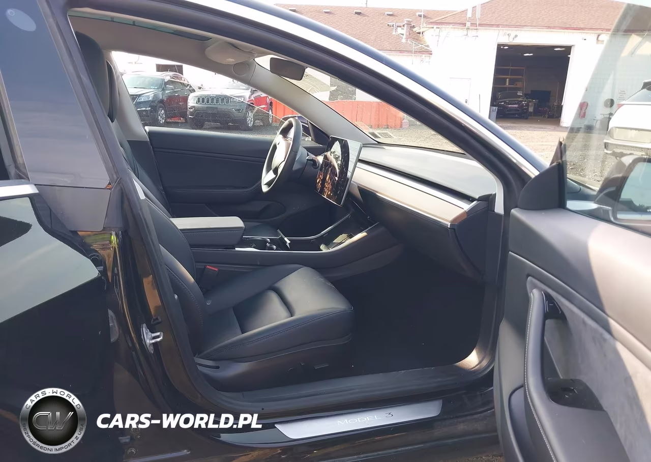 2020 Tesla Model 3 Long Range Dual Motor All-Wheel Drive VIN:5YJ3E1EB2LF599777 - 5