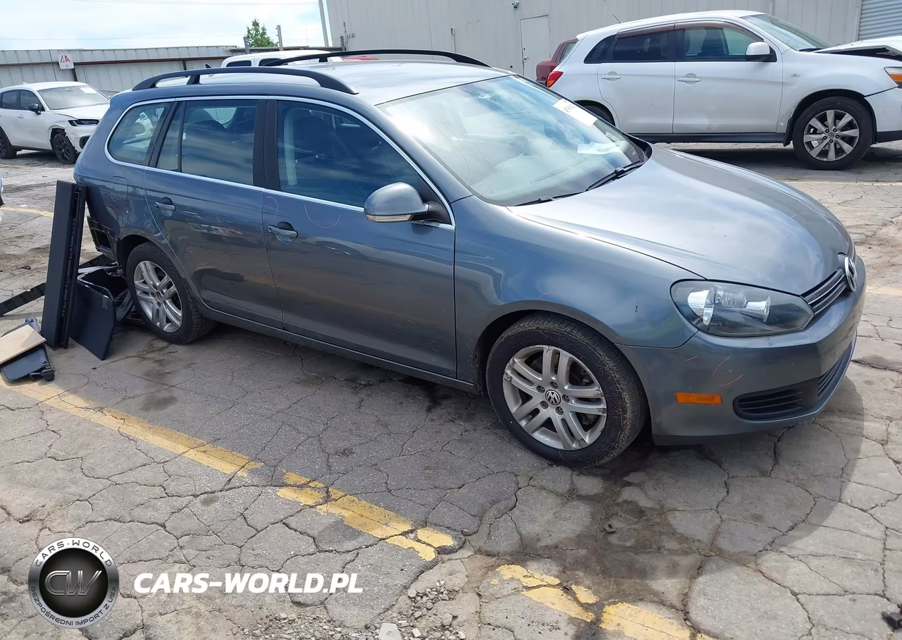 2013 Volkswagen Jetta Sportwagen 2.0L Tdi – zdjęcie 1 z 12