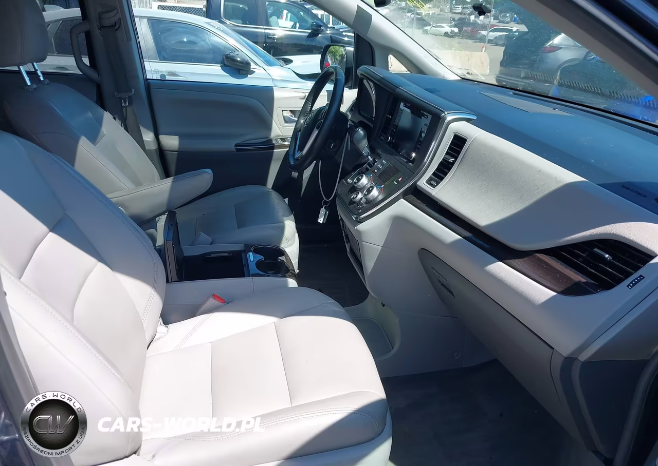 2018 Toyota Sienna Xle 8 Passenger VIN:5TDYZ3DC5JS939609 - 5