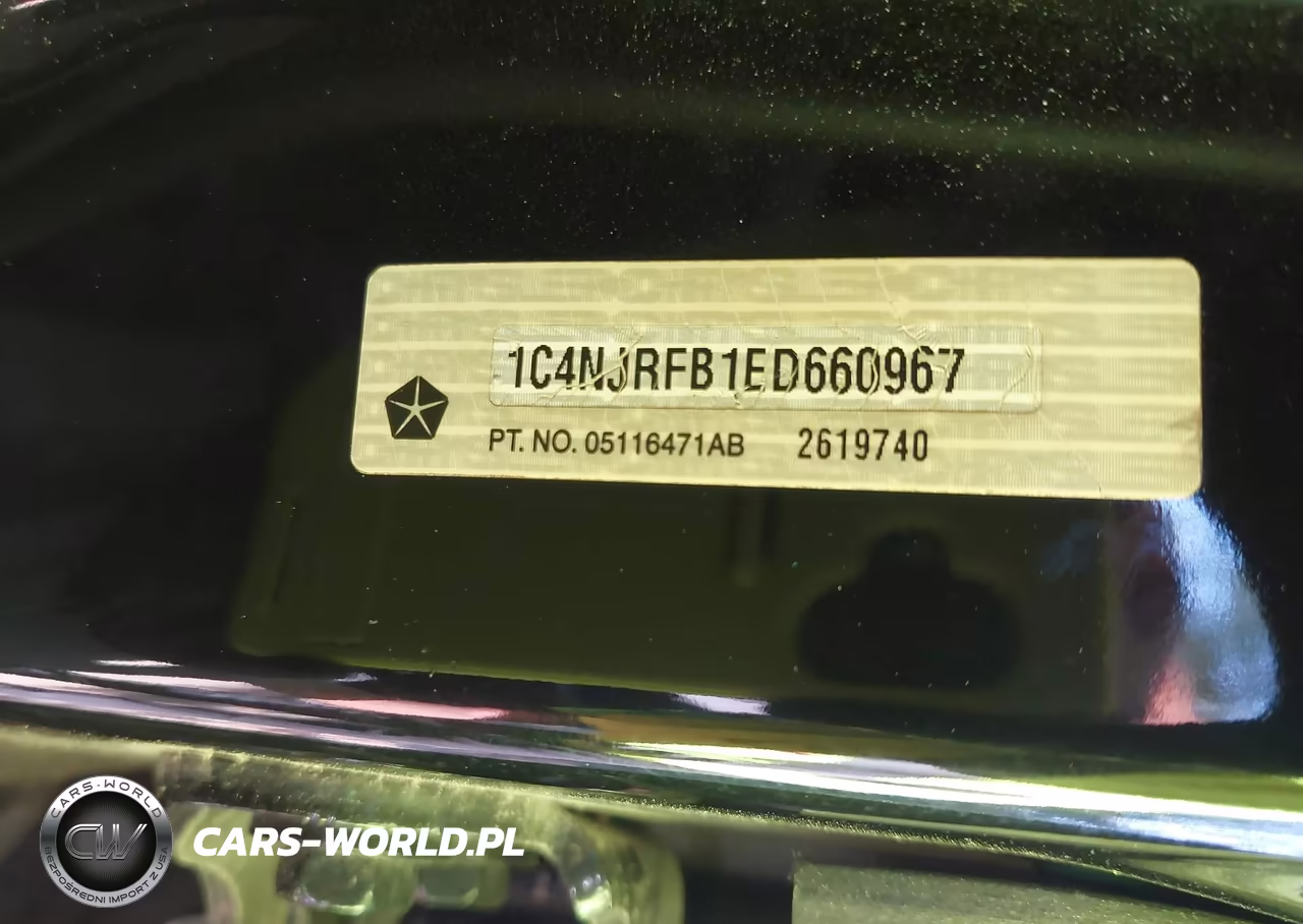 2014 Jeep Patriot Latitude VIN:1C4NJRFB1ED660967 - 9
