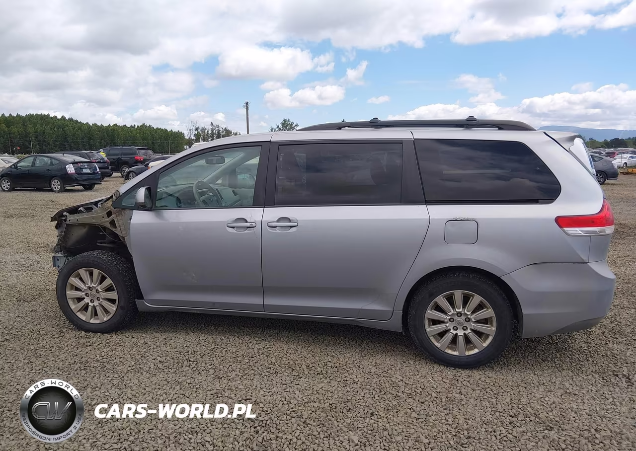 2013 Toyota Sienna Le 7 Passenger VIN:5TDJK3DC8DS050524 - 15
