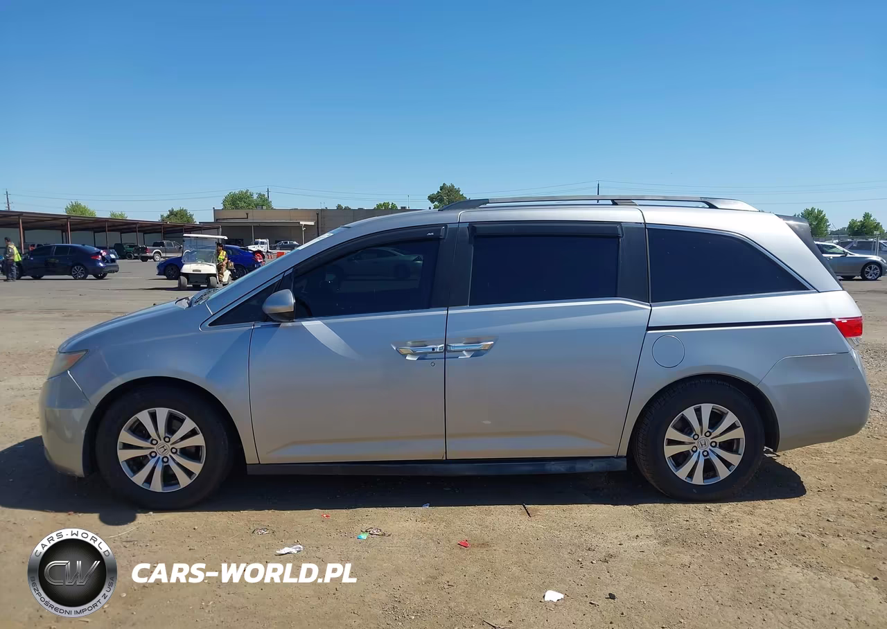 2016 Honda Odyssey Ex-L VIN:5FNRL5H61GB008155 - 14