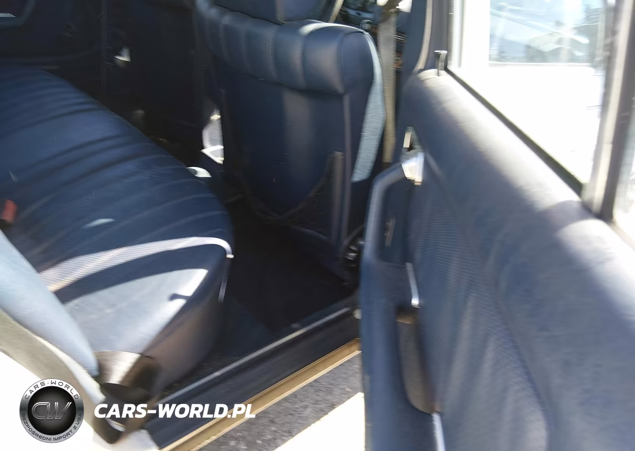 1983 Mercedes-Benz 240 D VIN:WDBAB23A2DB385990 - 8