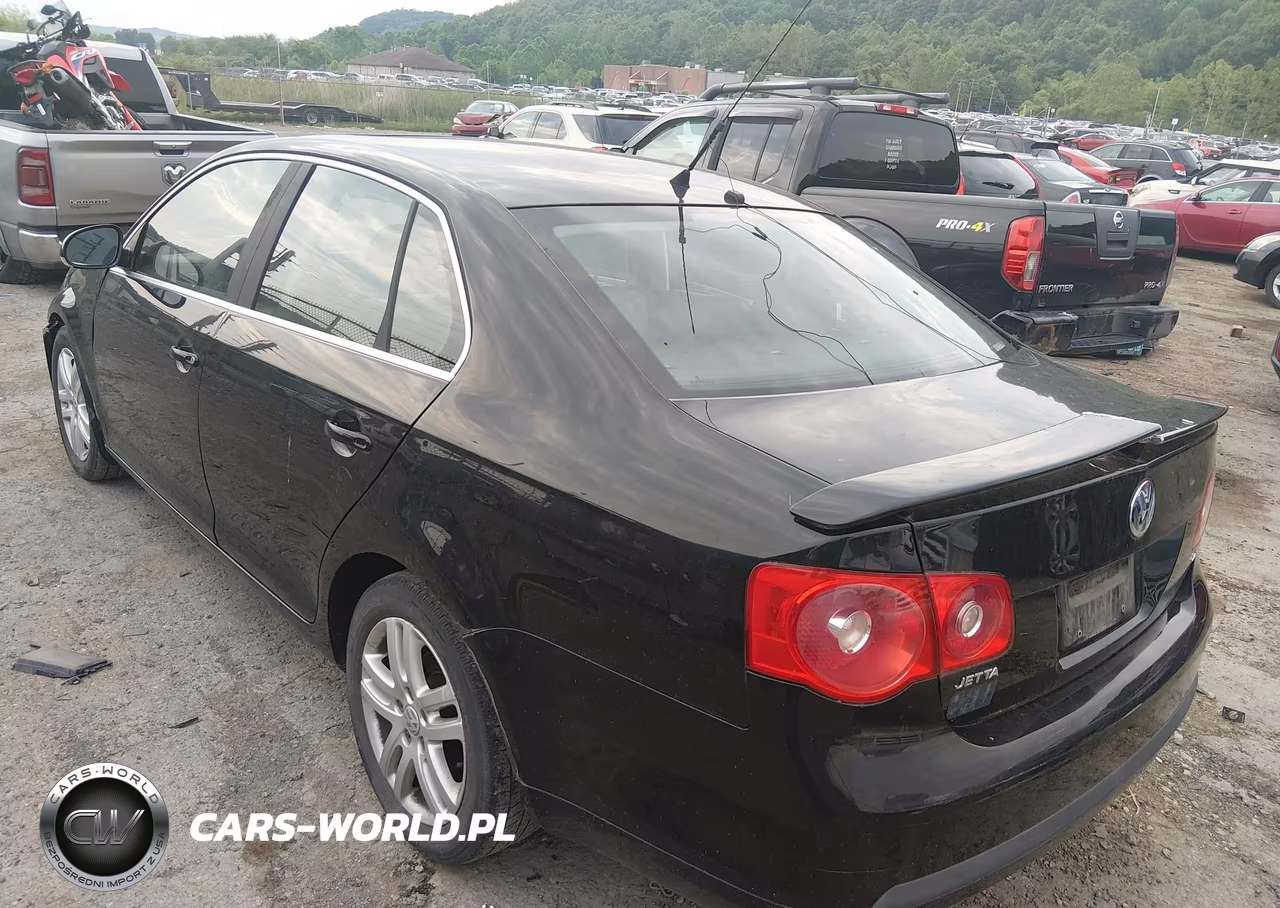 2007 Volkswagen Jetta Wolfsburg Edition VIN:3VWEF71K57M061684 - 3