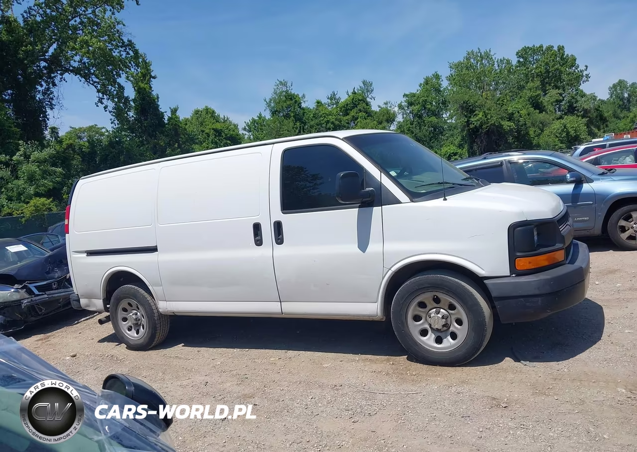2014 Chevrolet Express 1500 Work Van VIN:1GCSGAFX9E1158174 - 13